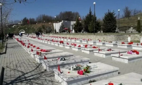 Përkujtohet Masakra e Krushës së Madhe, e pranishme presidentja Osmani
