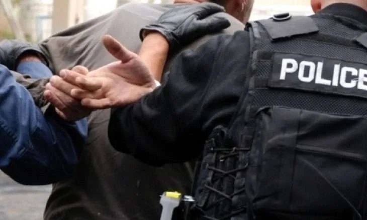 Ishte arratisur në Greqi, arrestohet në Kosovë i kërkuari nga Interpoli