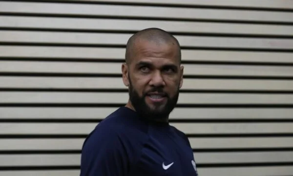 Dani Alves do të lirohet sot nga burgu