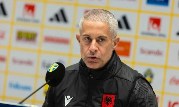 “E dimë forcën tonë, jemi të bashkuar”, Sylvinho dhe Ramadani flasin para ndeshjes me Suedinë