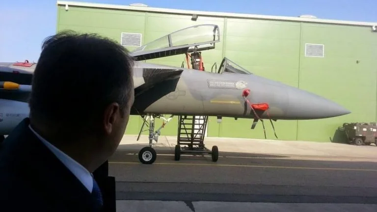 Ky është aeroplani ushtarak i NATO-s që hodhi më së shumti bomba mbi Serbi më 1999