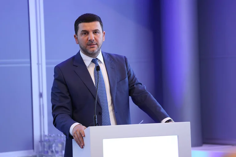 Krasniqi në Belgjikë: Rritja e PDK-së në mërgatë s’është e rastësishme