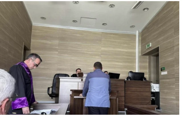 Dëshmitari thotë se u kërcënua në seancë nga i akuzuari Sami Kurteshi