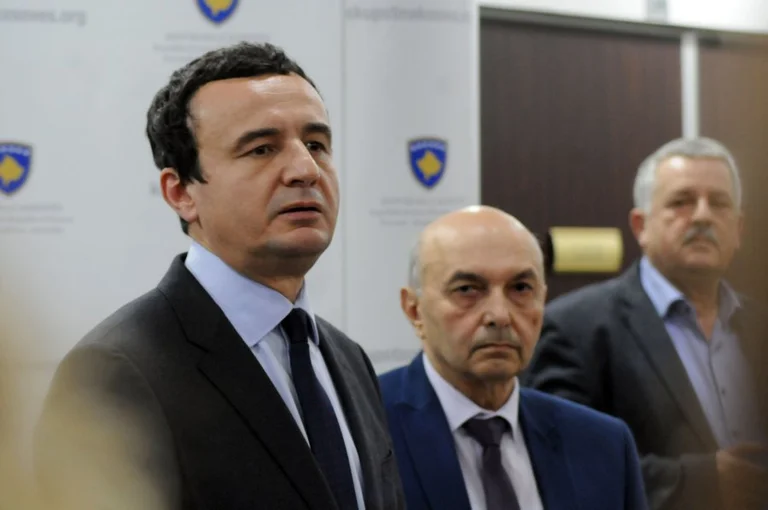 Kurti kërkoi zgjedhje – Isa Mustafa: Deklaratat e tij janë sa për të provokuar opozitën