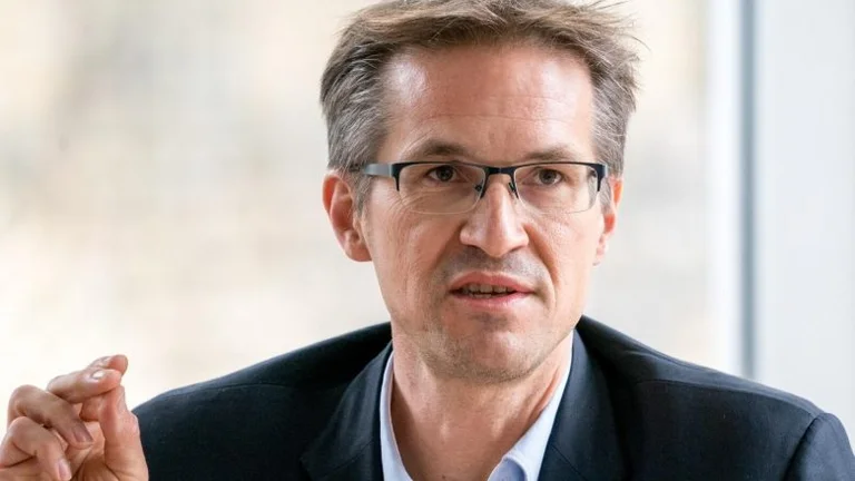 A është Asociacioni kusht për KiE dhe çfarë mund të kërkohet tjetër deri në maj? Çfarë thotë Gerald Knaus
