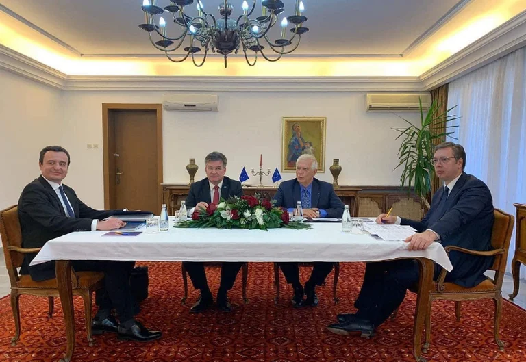 Lajçak: S’ka kthim prapa, marrëveshjet janë pranuara nga dy palët Kosova e Serbia