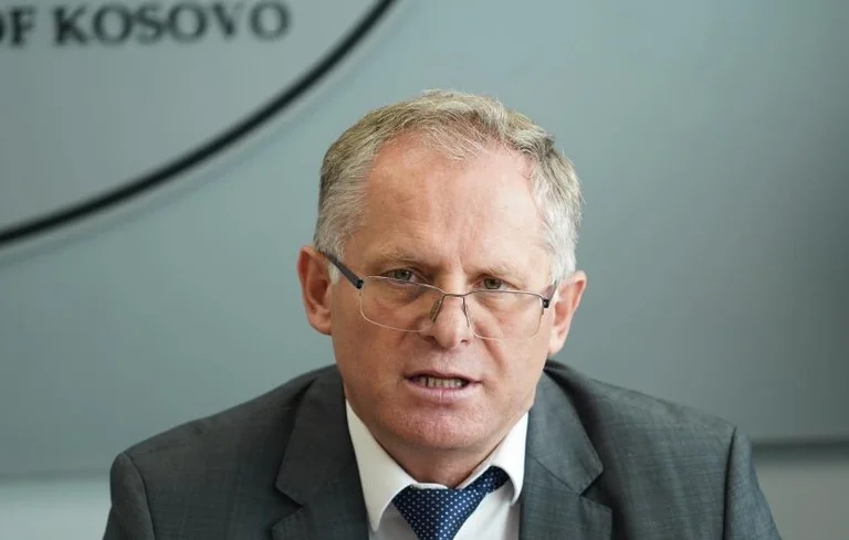 Bislimi do të raportojë në Komisionin për Integrim Evropian