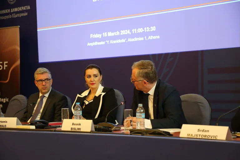 Bislimi në Greqi: Sfidat që i shfaqen Kosovës drejt rrugës në BE janë më shumë të jashtme sesa brenda vendit