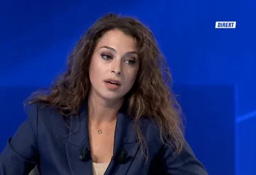 Kica-Xhelili për Ligjin për Shtetësi: Ia mundëson të gjithë serbëve që uzurponin banesat, sot t’a marrin nënshtetësinë