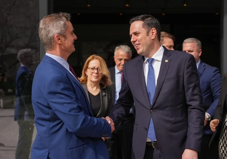 Obadiah: Reports with United Kingdom, guarantee for Kosovo's future