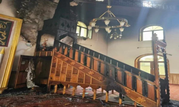 Accompanied by Old Mosque Fire in Mamusha