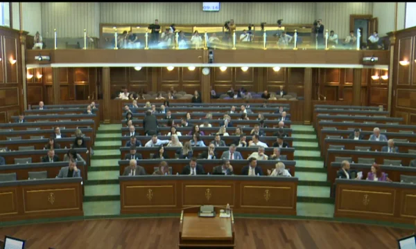Dështon votimi i një marrëveshje ndërkombëtare në Kuvend, shkak mungesa e kuorumit