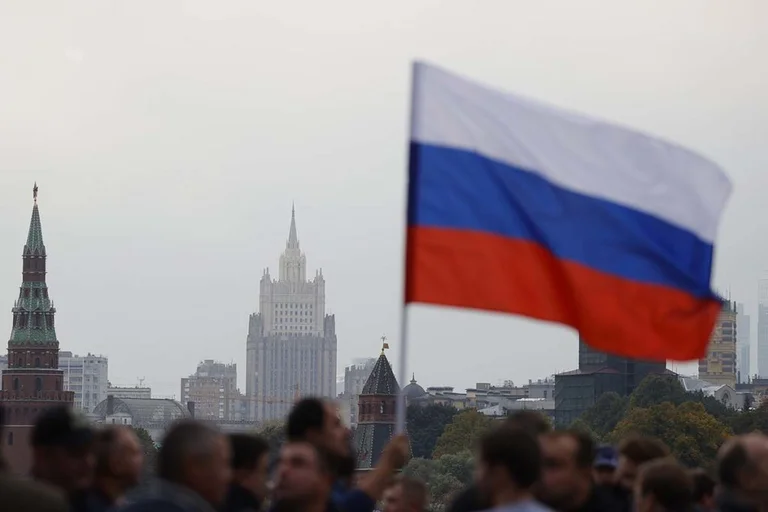 “Polico”: La Russie utilise un agent serbe pour infiltrer les organes de l'UE