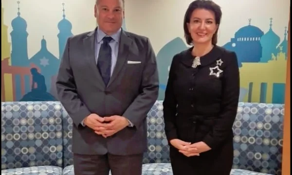 Jahjaga aux Etats-Unis rencontre Escobar, merci pour l'engagement d'approfondir les relations avec le Kosovo États-Unis