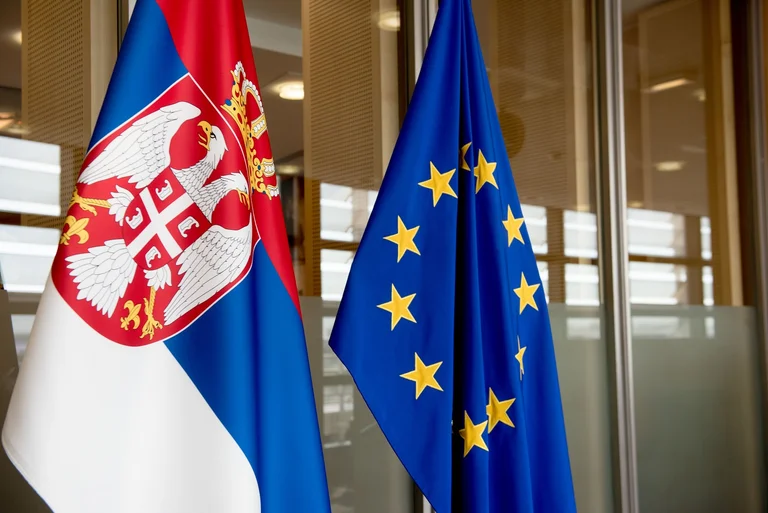 UE: la Serbie aura des incidences sur le non-respect de la politique étrangère