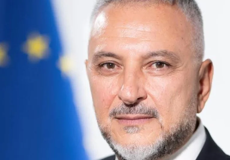 Chief EULEX will die Entscheidung über das Kloster Decani umsetzen