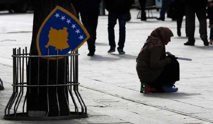 24 mijë familje varen nga ndihma sociale në Kosovë