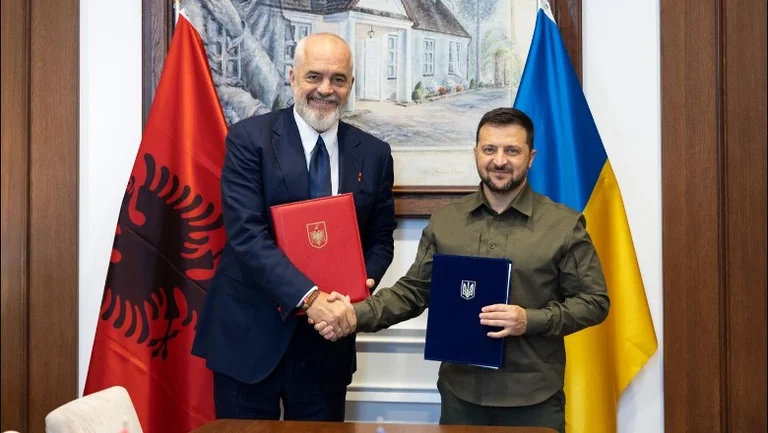 Rama: L'Albanie accueille aujourd'hui le leader de la résistance héroïque ukrainienne, Voldymyr Zelensky