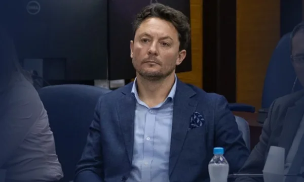 Pristina Municipal Assembly Leader scaricato