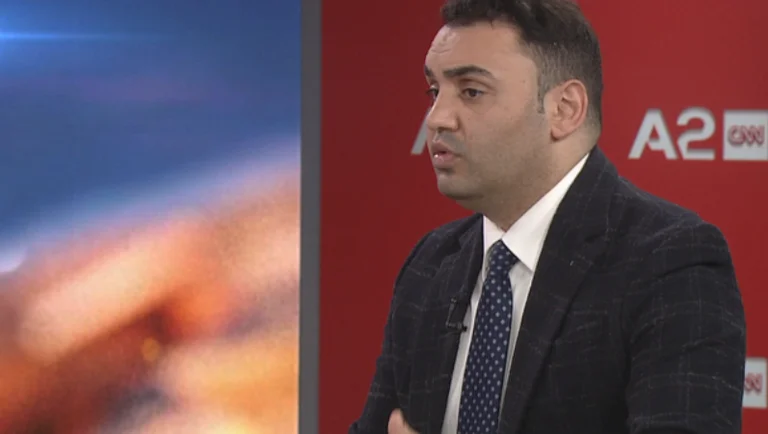 Eston Kelic der PD: Es könnte ein Feuer auf das Parlament geben, es geschah auf der ganzen Welt.