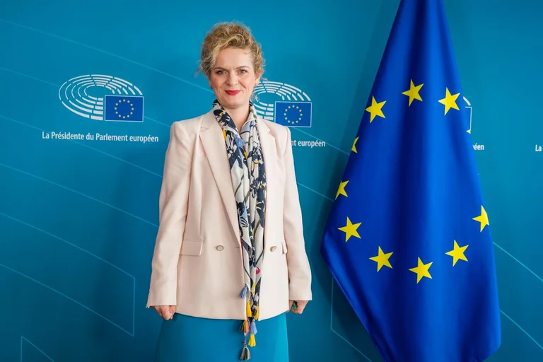Europäisches Parlament genehmigt Richtlinie zum Schutz von Journalisten gegen Anklagen SLAPP: Qusari gibt Details