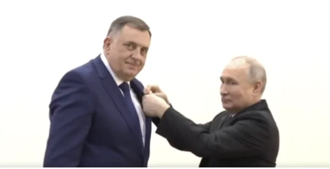 Poutine a présenté la deuxième décoration de la Russie à Dodik