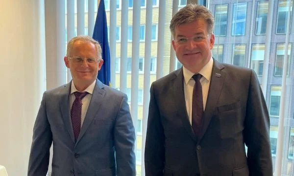 Weitere Berichte werden zerrissen, Bislim weigert sich, mit Lajcak in Brüssel zu treffen: Er tat es ohne Zustimmung, ich gehe nicht.