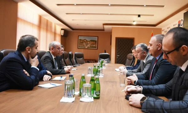 “SEU spricht mit Kosovo serbischen Vertretern über das Dinarproblem