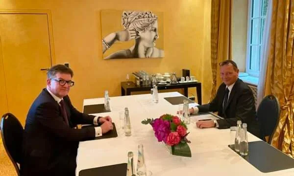 Lajcak rencontre un conseiller Macroni, parle de la situation dans les Balkans occidentaux