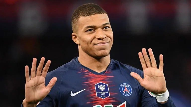 “Më quajtën majmun” – Mbappe e pranon se kishte menduar largimin nga Kombëtarja e Francës