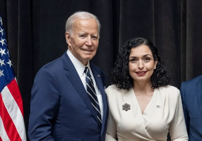 Biden Brief an Osman am 16. Jahrestag der Unabhängigkeit erfordert Umsetzung von Abkommen mit Serbien
