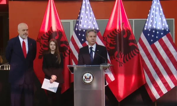 Blinken për Edi Ramën: Udhëheqës i shquar, por edhe kryeministër shumë i mirë