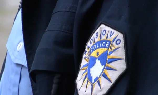 PK deklarohet për sulmin në veri: Një polic i lënduar pasi u godit me veturë nga i dyshuari për narkotikë, patrulla qëlloi me armë në vetëmbrojtje