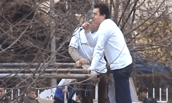 17 vjet nga protesta e VV-së ku u vranë Mon Balaj dhe Arben Xheladini