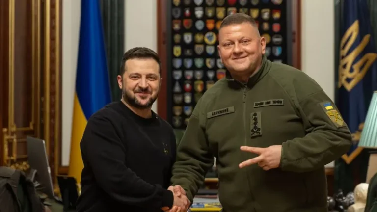 Zelensky shkarkon nga detyra komandantin forcave të armatosura të Ukrainës