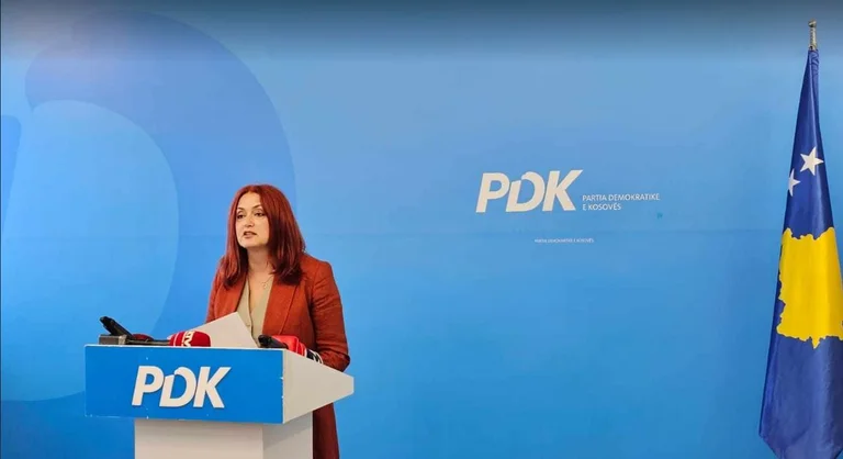 Eliza Hoxha demanton keq Përparim Ramën: Procesi nisi me ty si arkitekt e bashkëinvestitor në Badoc dhe u finalizua me ty si kryetar