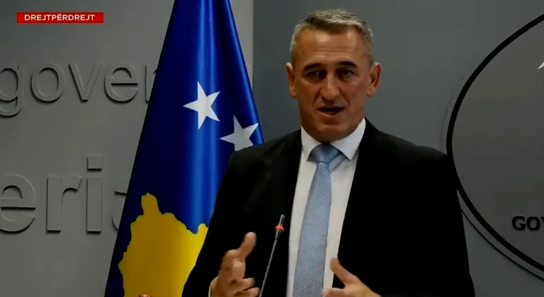 Rashiq: Para pesë apo gjashtë ditësh kam paguar me dinarë