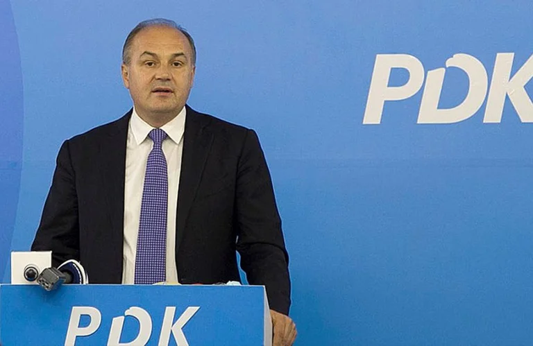 Hoxhaj: 22 vjet prej Ditës së Madhe kur çizmet e trimave të UÇK-së shkelën në Prishtinë