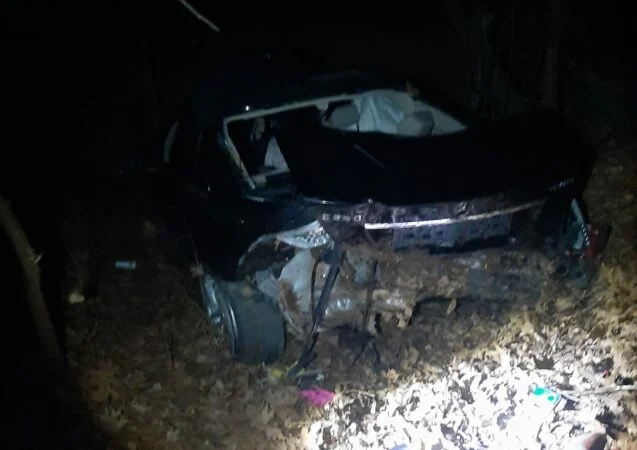 Aksident në Shqipëri, 18 vjeçari humb jetën dhe lëndohen tre të rinj