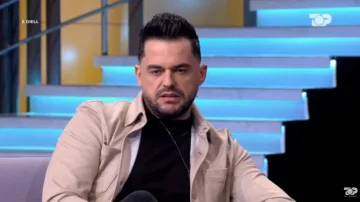 En raison de sa jalousie, Cave Kasap admet qu'il a battu son ex petite-amie