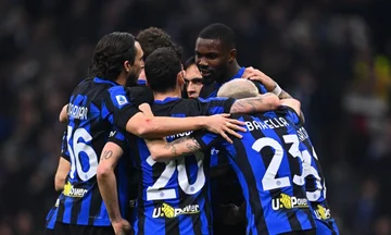 Das Interesse hält, gewinnt gegen Juvenus und macht einen Riesenschritt, um die Serie A zu gewinnen.