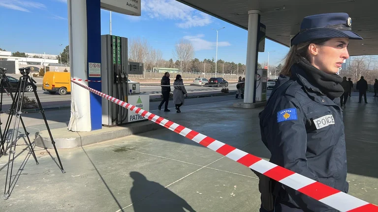 Policia ia vendosë shiritat pompës së derivateve ‘Patroni’ (VIDEO)