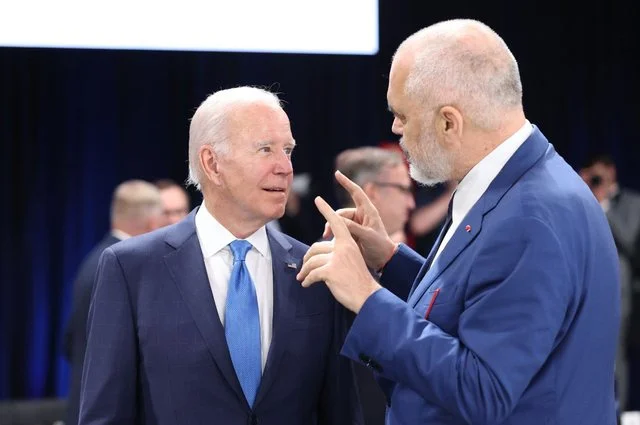 Edi Rama i shkruan Joe Bidenit: I shpreh ngushëllime për tre ushtarët amerikanë që u vranë në Jordan