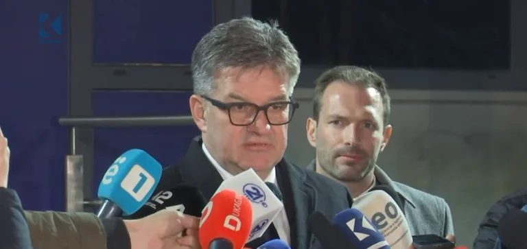 Lajcak nach dem Treffen mit Kurt: Wir sprachen über den Dinar, keine EU-Untersuchung über Banjska