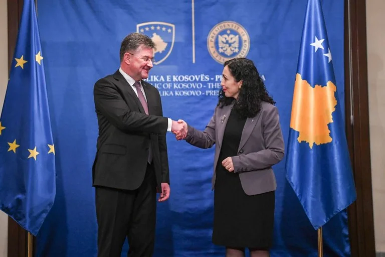 Avant Kurt, Lajcak rencontrera le président Osmani