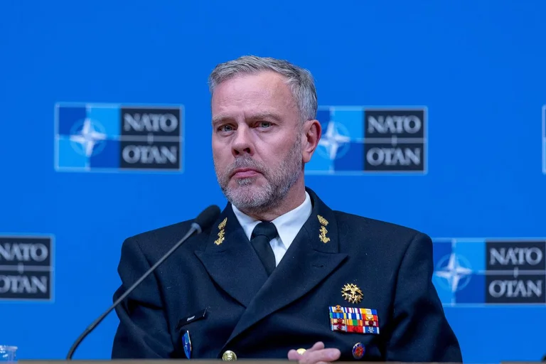 High Military NATO: Kosovo, Balkans must not expect all alliances to do