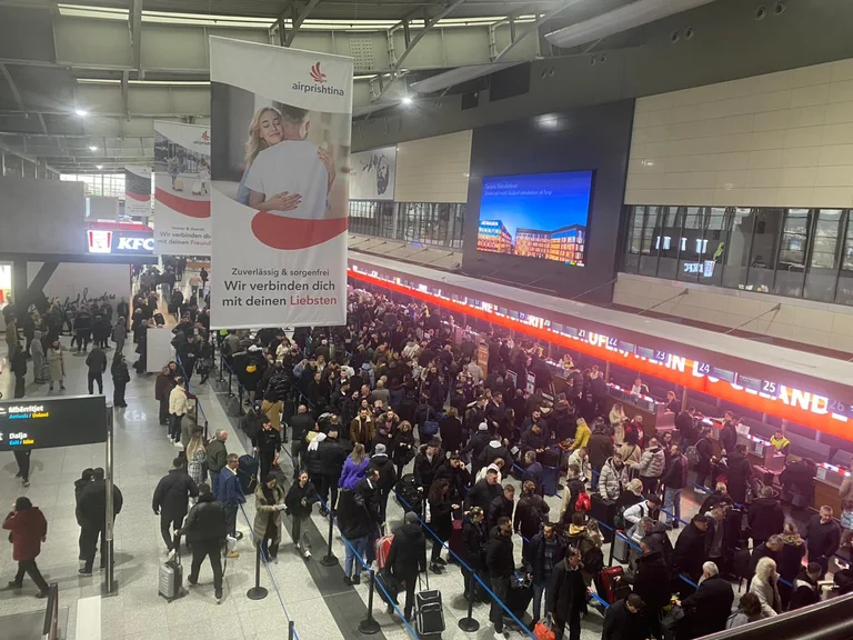 Giorno di fine settimana, aeroporto “