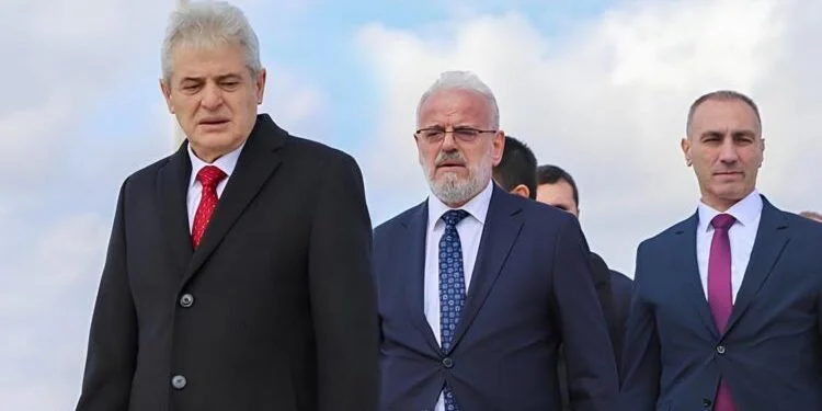 Primo Primo ministro albanese nella Macedonia settentrionale: Chi è Talat Xhaferi, ex comandante della KLA