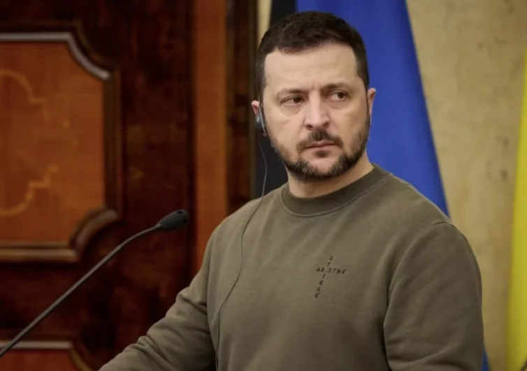 Zelensky cerca un'indagine internazionale a seguito delle accuse di Cremlino di incidente aereo