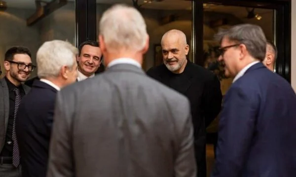 Tutto quello che è successo ieri sera alla cena dei leader dei Balcani occidentali con O'Brien